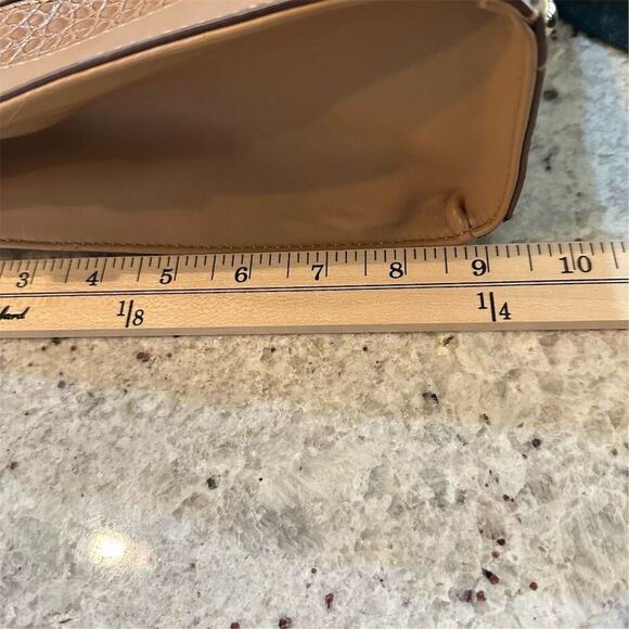 Nine West  Women's Tan Leather Shoulder Bag Adjustable Strap Medium - Picture 6 of 11